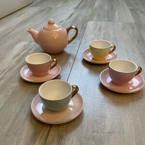 FAO Schwarz Pastel Ceramic Kid’s Play Tea Set with 4 Cups and Saucers, OS